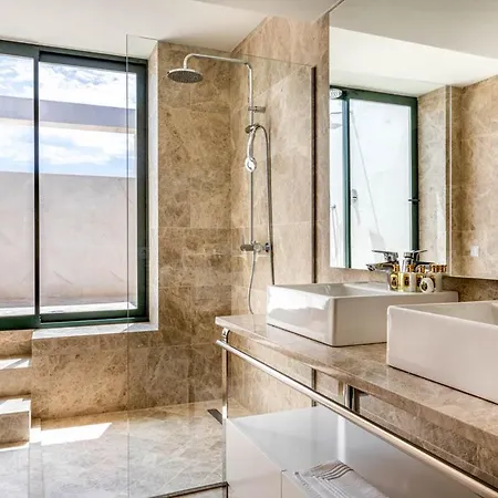 Binibequer Vell Sleeps 7 With Pool Air Con And Wifi فيلة بينيبيكا